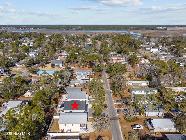 137 NE 75th Street, Oak Island, NC 28465