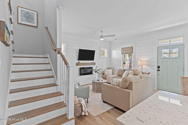 137 NE 75th Street, Oak Island, NC 28465