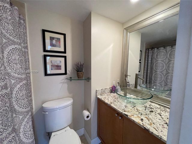 200 SE 15th Road 4K, Miami, FL 33129