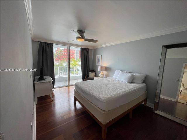 200 SE 15th Road 4K, Miami, FL 33129