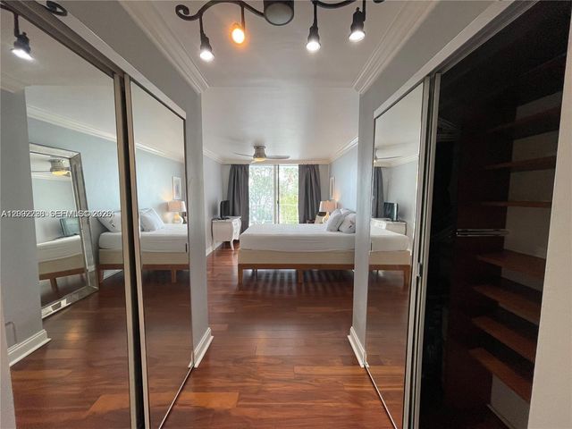 200 SE 15th Road 4K, Miami, FL 33129