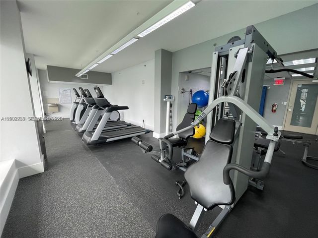 200 SE 15th Road 4K, Miami, FL 33129