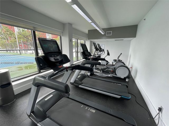 200 SE 15th Road 4K, Miami, FL 33129