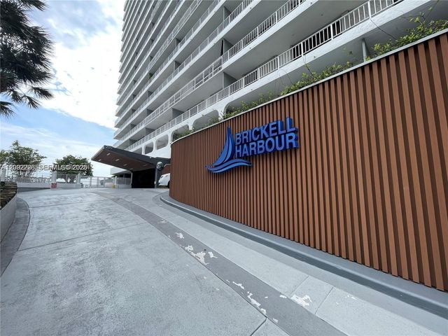 200 SE 15th Road 4K, Miami, FL 33129