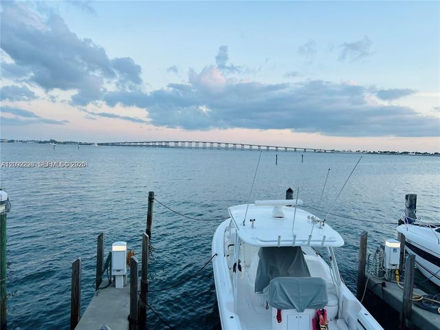 200 SE 15th Road 4K, Miami, FL 33129