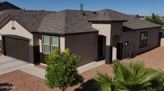 1016 BOMBARDIER Place, El Paso, TX 79928