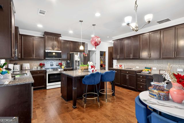 5378 Silver Woods Walk, Powder Springs, GA 30127