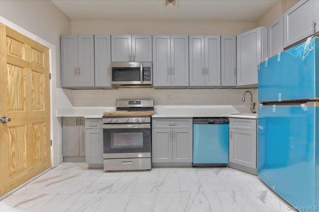 1439 Zerega Avenue, Bronx, NY 10462