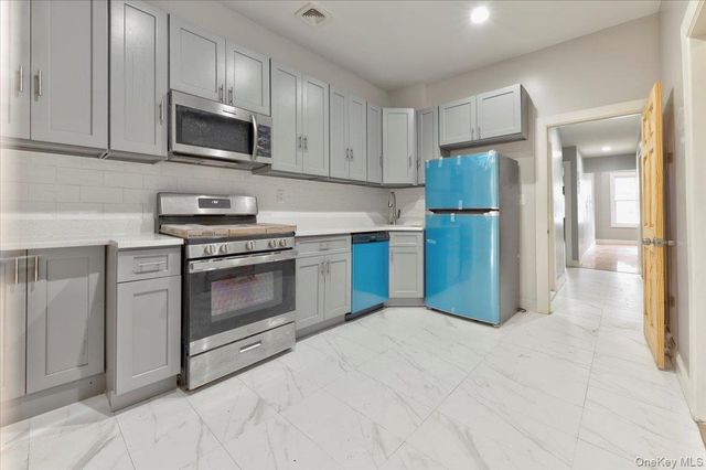 1439 Zerega Avenue, Bronx, NY 10462