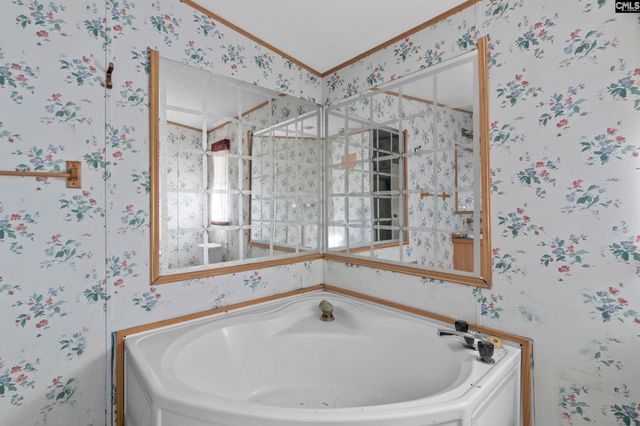 697 Ellene Road, Camden, SC 29020