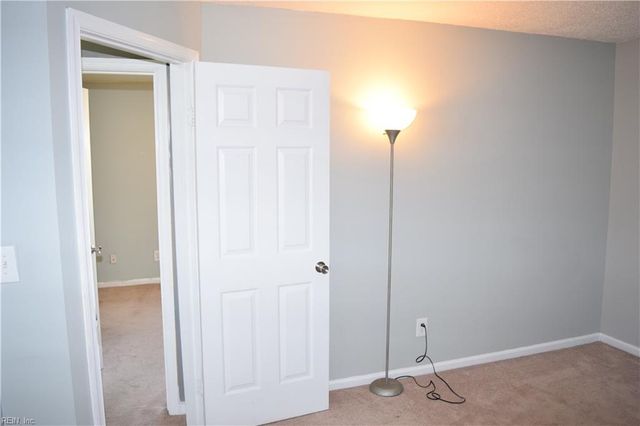 1905 Devonwood CMN, Chesapeake, VA 23320