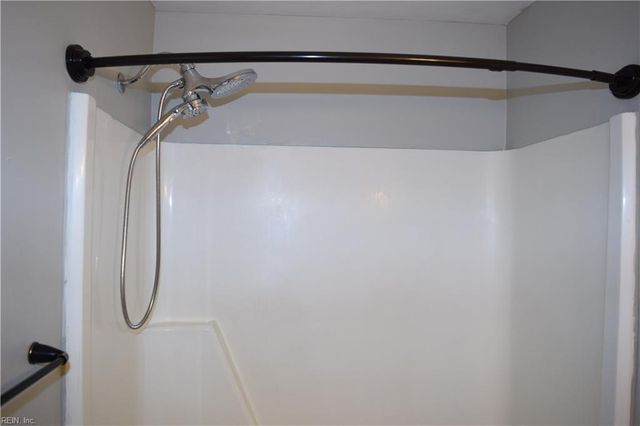 1905 Devonwood CMN, Chesapeake, VA 23320