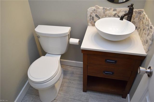 1905 Devonwood CMN, Chesapeake, VA 23320