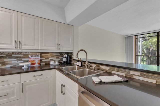 2930 SW 87th Ter 1814, Davie, FL 33328