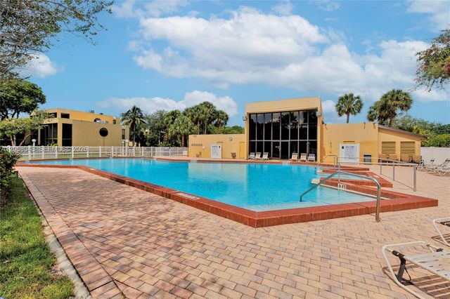 2930 SW 87th Ter 1814, Davie, FL 33328