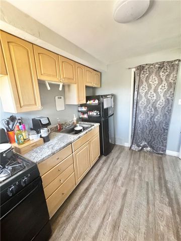 928 Woodbine St, Stanton Heights, PA 15201
