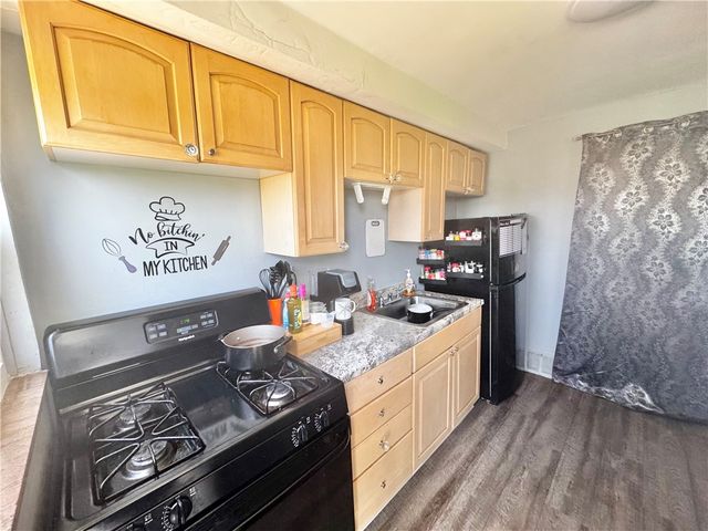 928 Woodbine St, Stanton Heights, PA 15201