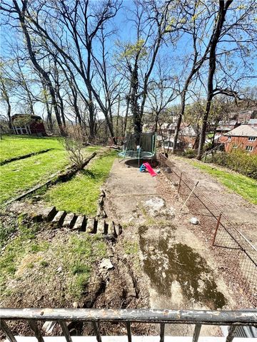 928 Woodbine St, Stanton Heights, PA 15201