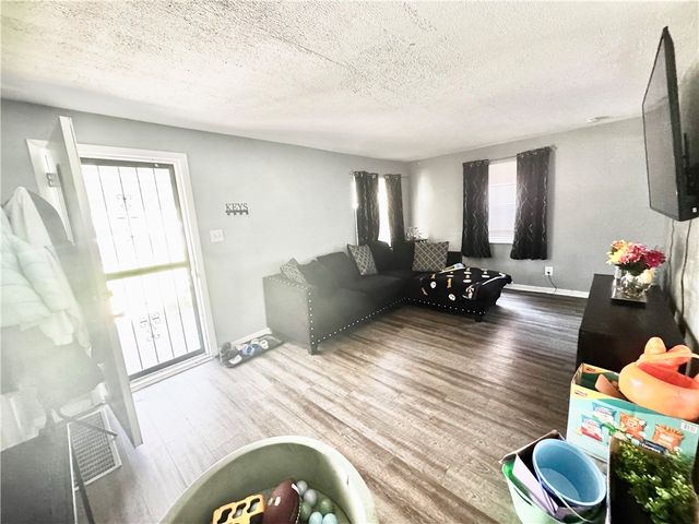 928 Woodbine St, Stanton Heights, PA 15201