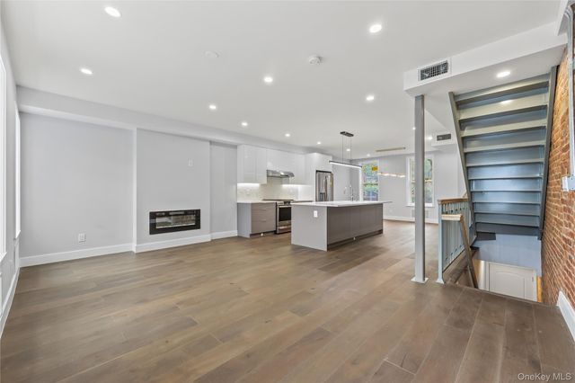 2118 45th Avenue 1 AND 2, Long Island City, NY 11101