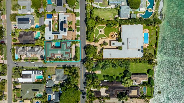 4504 Kahala Avenue, Honolulu, HI 96816