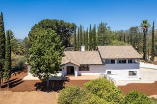 1650 Silver Tree Lane, Escondido, CA 92026