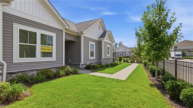 1701 Acadian Dr Unit C, Suffolk, VA 23434