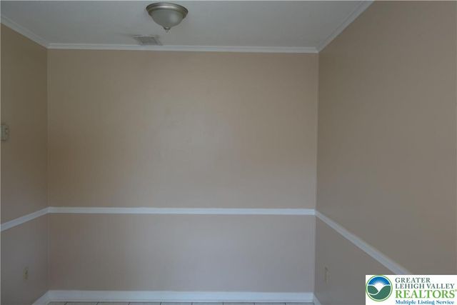 2754 Suzanne Way, Hanover Twp, PA 18109