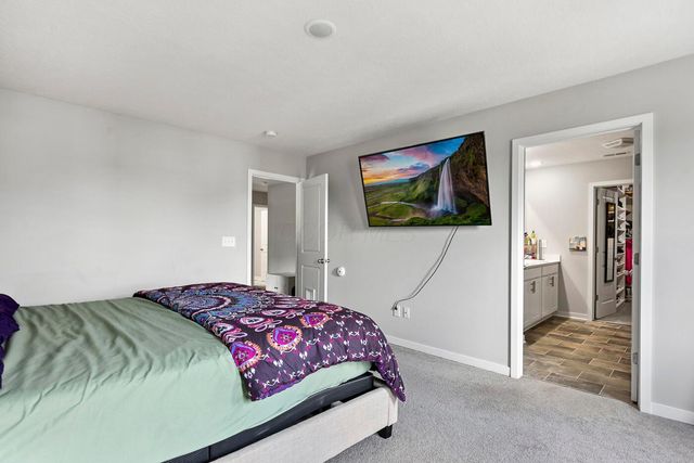 227 Carrowmoore Drive, Pickerington, OH 43147