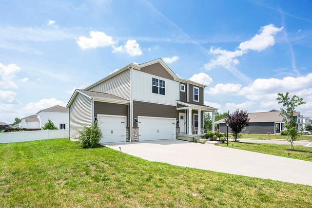 227 Carrowmoore Drive, Pickerington, OH 43147