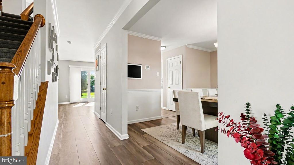 1008 E FOURTH ST, RED HILL, PA 18076 — photo 3