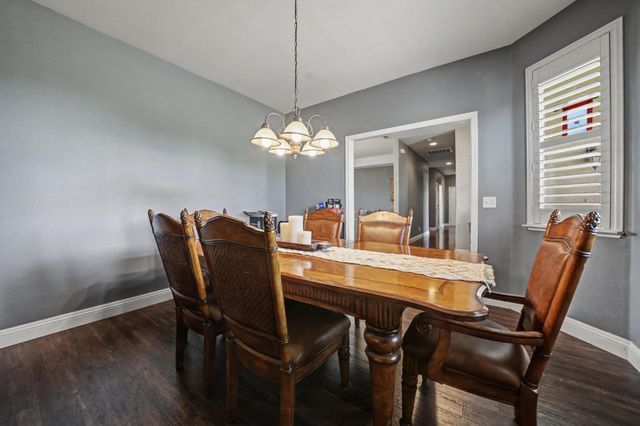 444 Saddle Ridge, Valley Springs, CA 95252