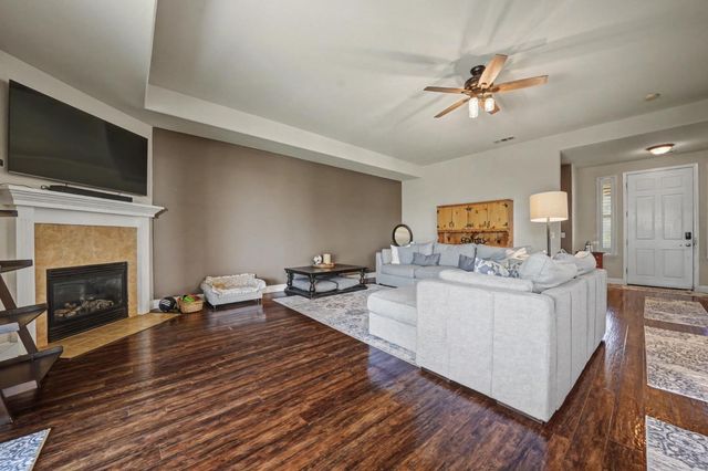 444 Saddle Ridge, Valley Springs, CA 95252