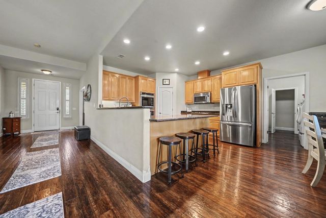 444 Saddle Ridge, Valley Springs, CA 95252