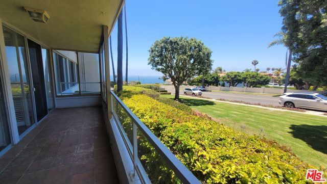 32724 Coastsite Drive 105, Rancho Palos Verdes, CA 90275