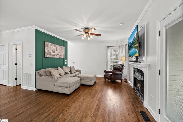 102 Laughing Tree Court, Fountain Inn, SC 29644