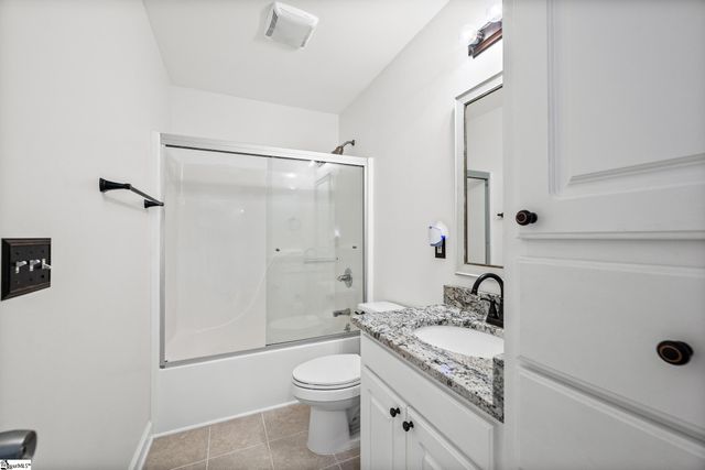 102 Laughing Tree Court, Fountain Inn, SC 29644
