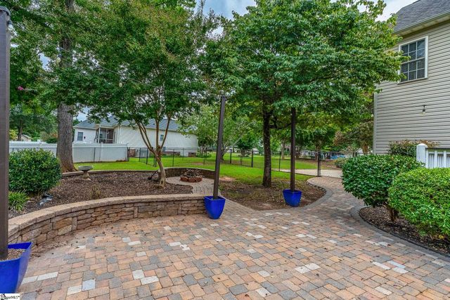 102 Laughing Tree Court, Fountain Inn, SC 29644