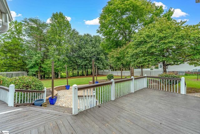 102 Laughing Tree Court, Fountain Inn, SC 29644