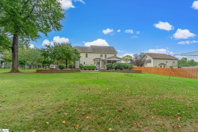 102 Laughing Tree Court, Fountain Inn, SC 29644