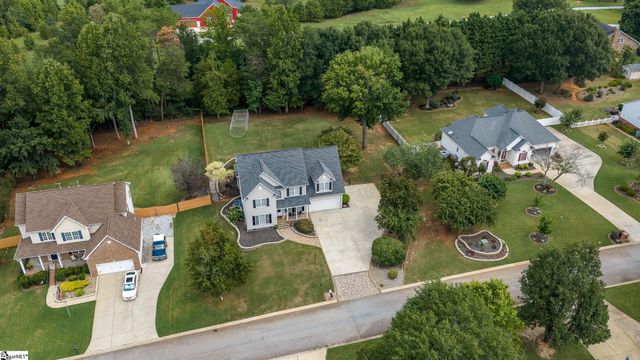 102 Laughing Tree Court, Fountain Inn, SC 29644