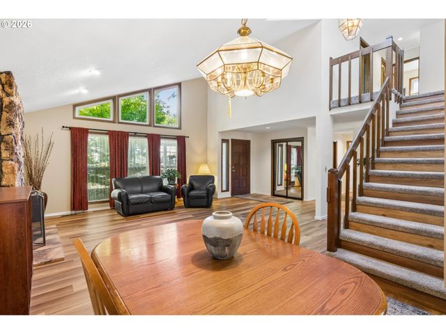 2259 Se LINDENBROOK Ct, Milwaukie, OR 97222