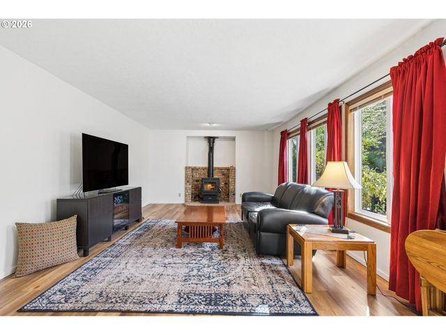 2259 Se LINDENBROOK Ct, Milwaukie, OR 97222