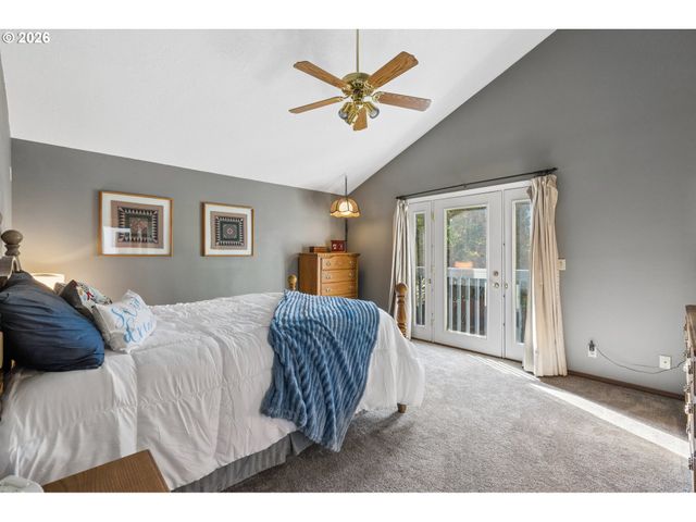 2259 Se LINDENBROOK Ct, Milwaukie, OR 97222