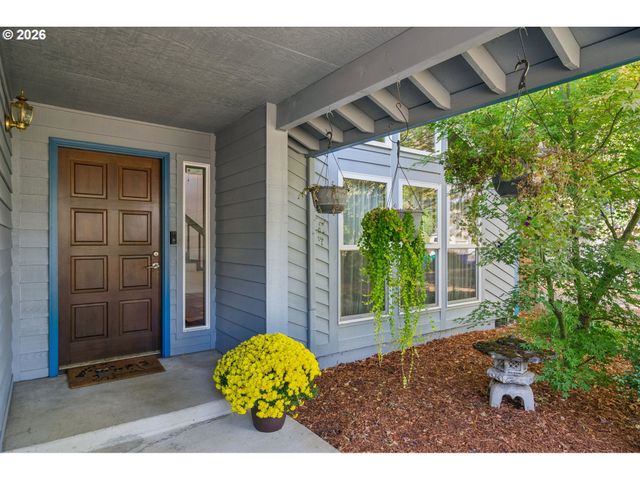 2259 Se LINDENBROOK Ct, Milwaukie, OR 97222