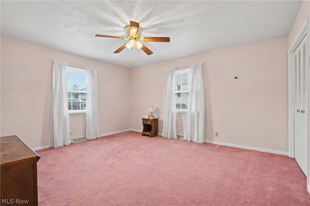 934 Canterbury Lane, Salem, OH 44460