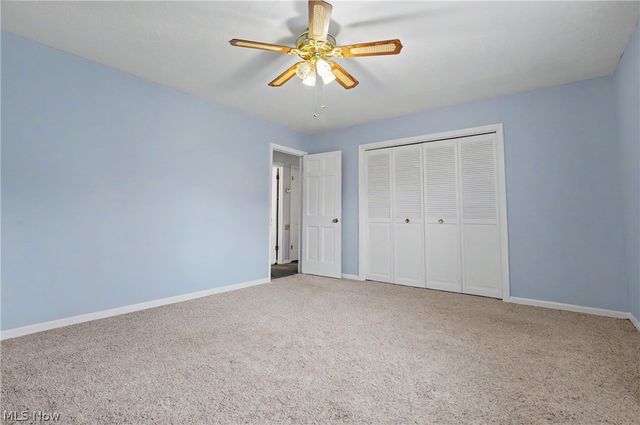 934 Canterbury Lane, Salem, OH 44460