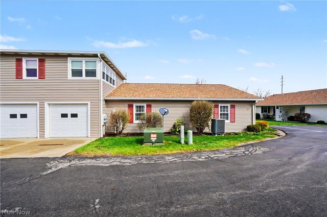 934 Canterbury Lane, Salem, OH 44460