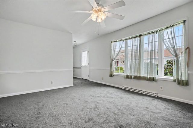 934 Canterbury Lane, Salem, OH 44460