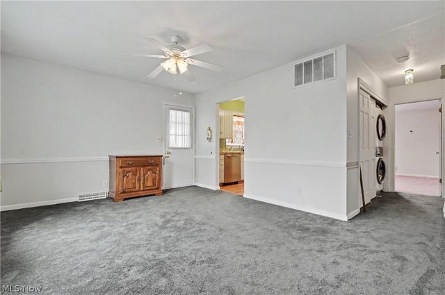 934 Canterbury Lane, Salem, OH 44460